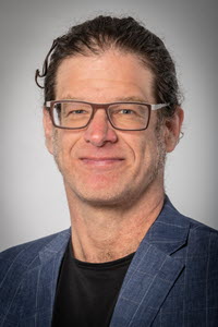 Robert Ovetz